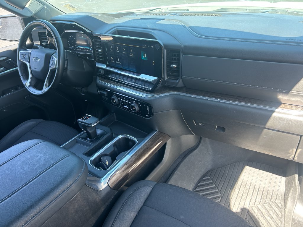 Used 2023 Chevrolet Silverado 1500 RST AWD/4WD image 33