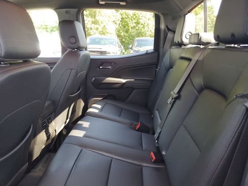 Used 2025 GMC Canyon Elevation w/ Convenience Package RWD image 10