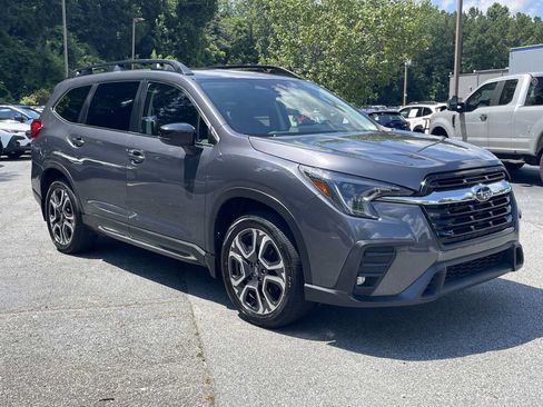 Used 2024 Subaru Ascent Limited AWD/4WD image 5
