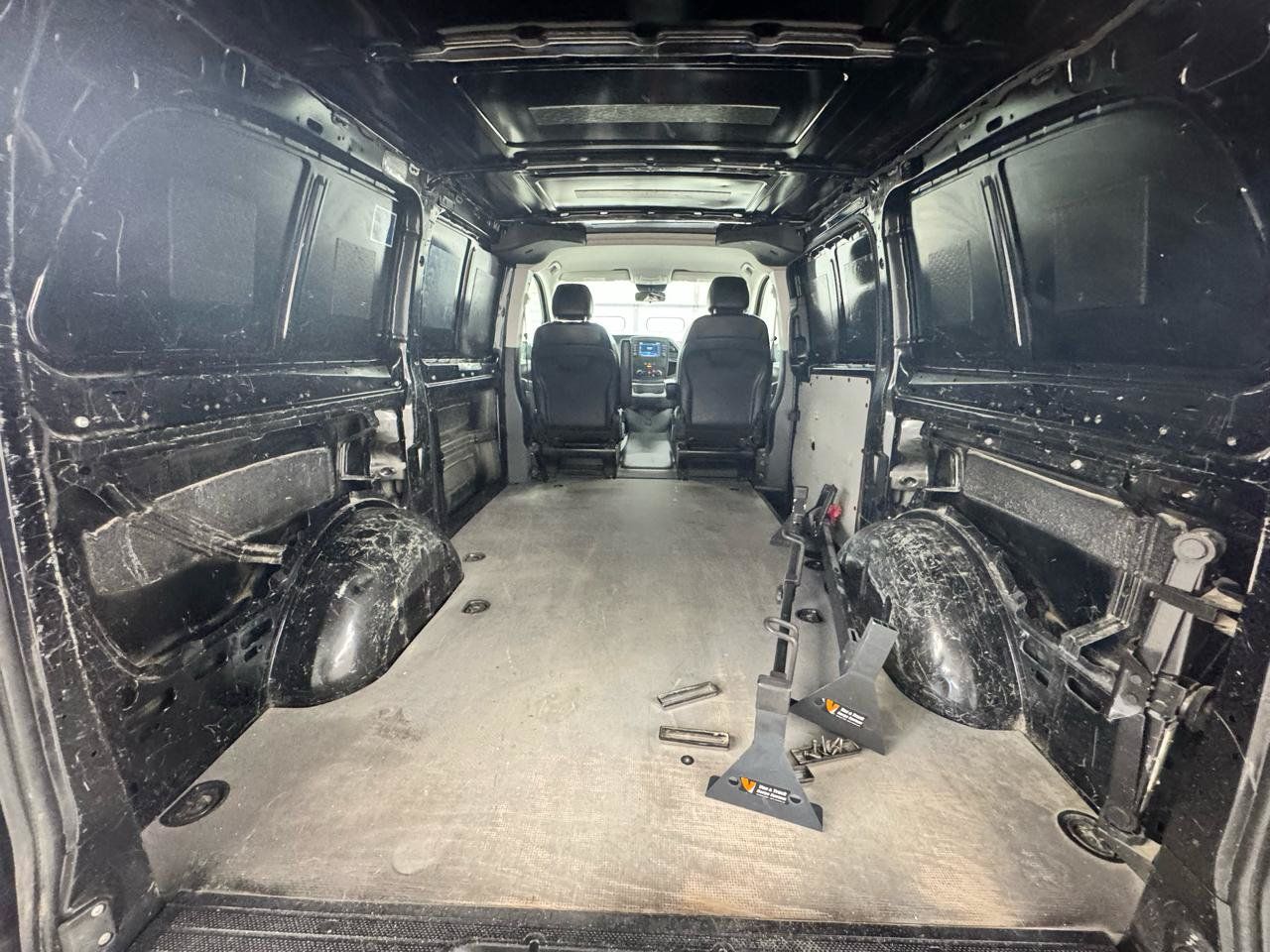 Used 2022 Mercedes-Benz Metris image 7