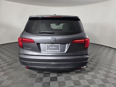 Used 2016 Honda Pilot EX image 6