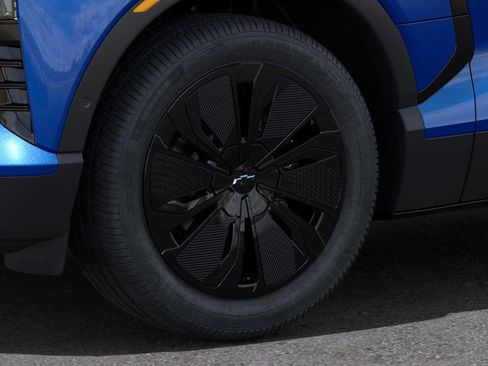 New 2025 Chevrolet Blazer EV LT w/ Midnight/Sport Edition image 33