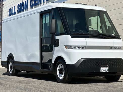 Used 2023 Chevrolet Brightdrop 600 w/ Active Safety Package 2 AWD/4WD image 2