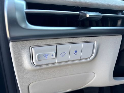 Used 2025 Hyundai Tucson SEL image 14