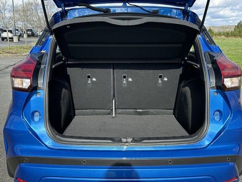Certified 2024 Nissan Kicks SV FWD image 19