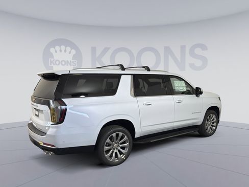 New 2026 Chevrolet Suburban Premier AWD/4WD image 7
