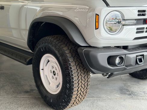 New 2026 Ford Bronco Heritage Edition AWD/4WD image 5