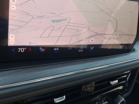 New 2026 Chevrolet Tahoe Z71 AWD/4WD image 13