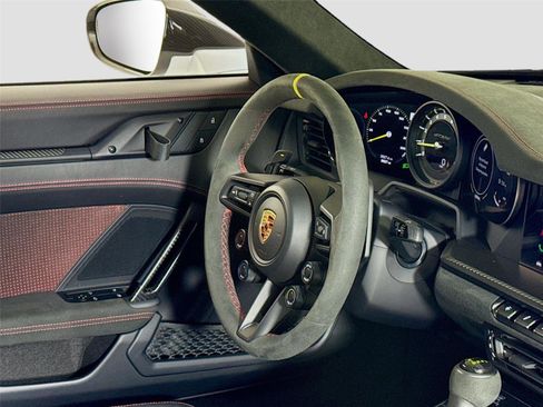 Used 2023 Porsche 911 GT3 RS image 30