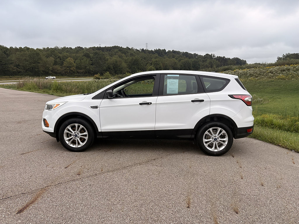 Used 2017 Ford Escape S FWD image 2
