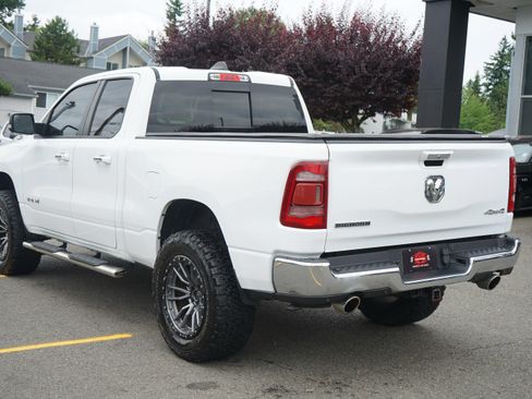 Used 2019 RAM 1500 Big Horn AWD/4WD image 3