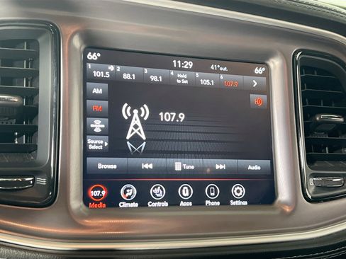 Used 2022 Dodge Challenger SXT w/ Plus Package image 14