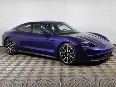 Used 2023 Porsche Taycan image 53