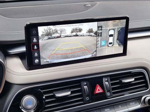 Used 2023 Genesis G70 3.3T w/ Sport Prestige Package image 14