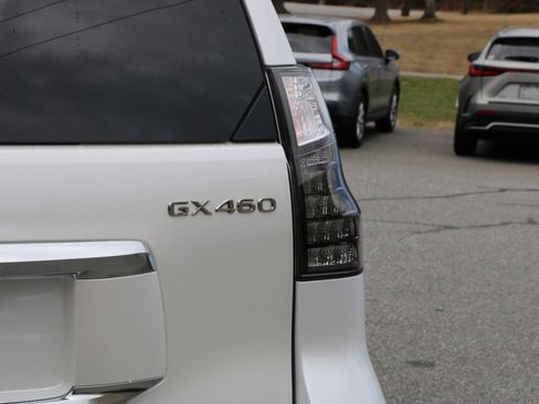 Used 2023 Lexus GX 460 Premium image 7