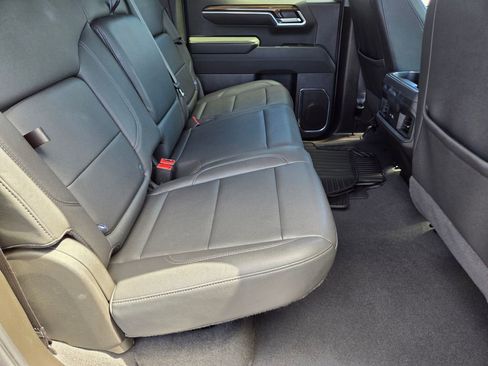 Used 2024 Chevrolet Silverado 1500 RST w/ Convenience Package II RWD image 14