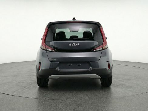 Used 2025 Kia Soul LX w/ LX Technology Package image 7
