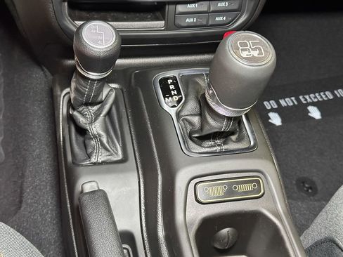 New 2026 Jeep Gladiator Sport AWD/4WD image 26