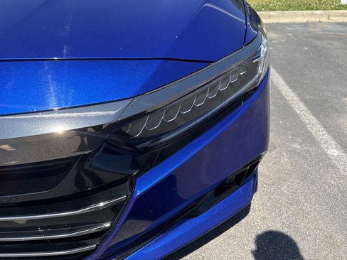 Used 2021 Honda Accord Sport image 11