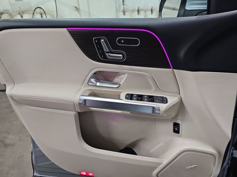 New 2026 Mercedes-Benz GLB 250 image 28