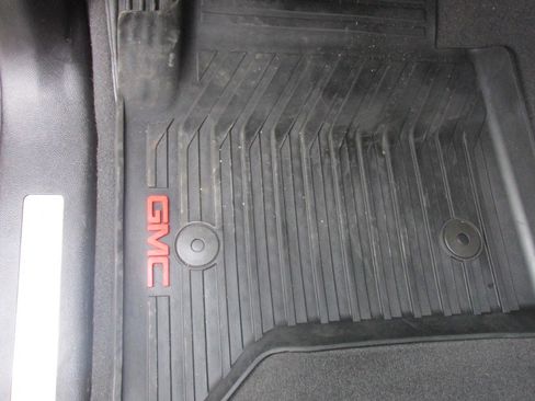 Used 2019 GMC Yukon XL SLT w/ Premium Edition image 61