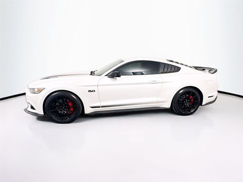 Used 2017 Ford Mustang GT Premium RWD image 25