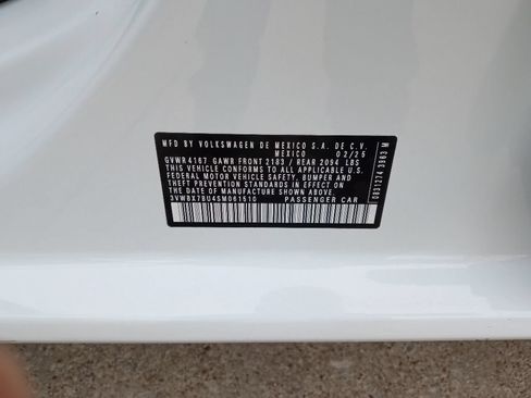 Used 2025 Volkswagen Jetta Sport FWD image 3
