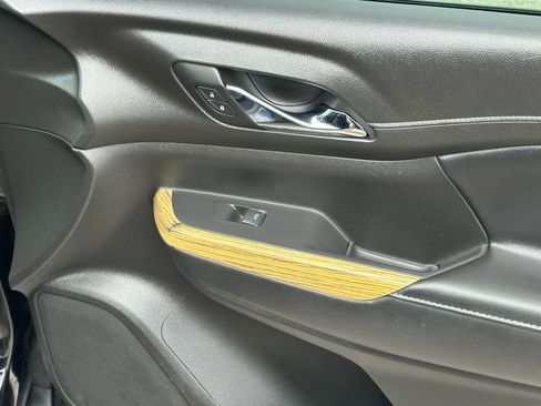 Used 2019 GMC Acadia Denali image 21