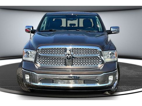 Used 2018 RAM 1500 Laramie image 4