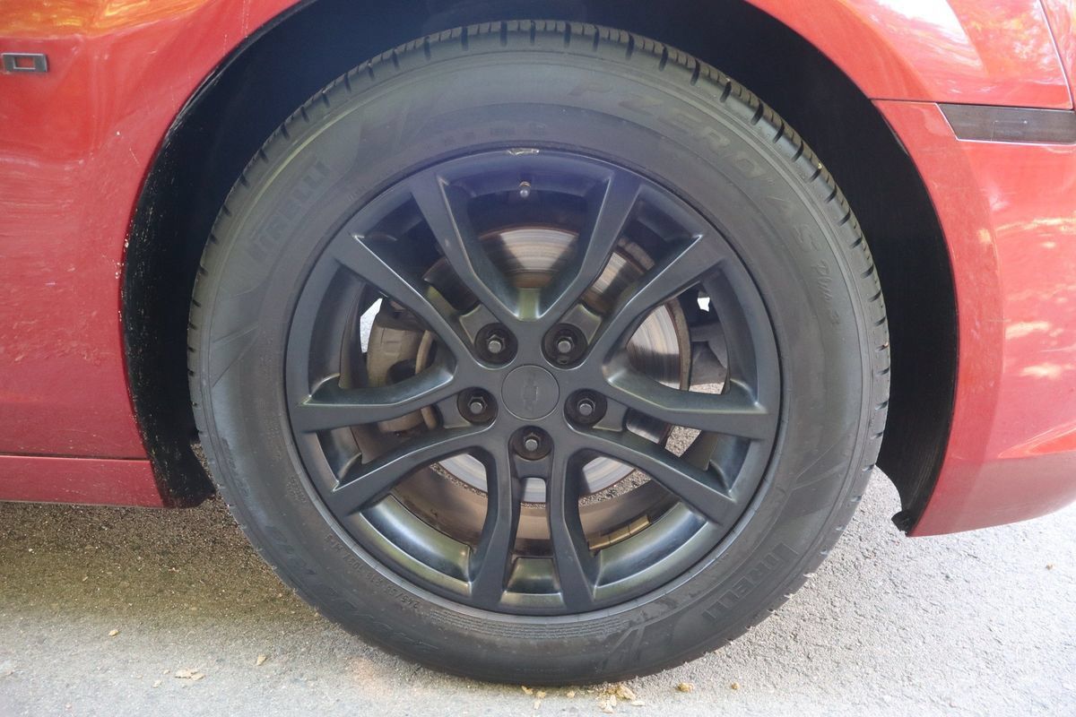 Used 2014 Chevrolet Camaro LT RWD image 40
