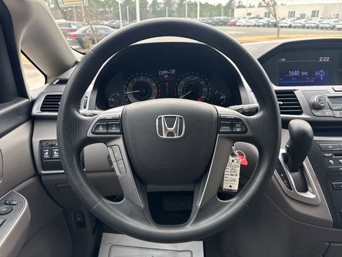 Used 2013 Honda Odyssey EX image 18