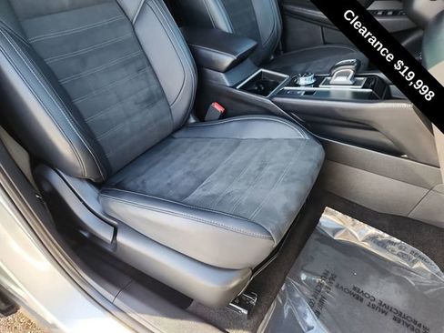 Used 2024 Mitsubishi Outlander SE image 21