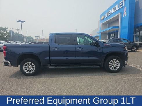 Used 2021 Chevrolet Silverado 1500 LT w/ Z71 Off-Road Package AWD/4WD image 4