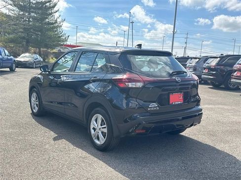 Certified 2024 Nissan Kicks S image 7