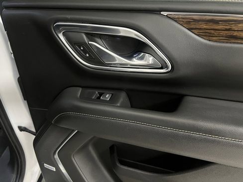 Used 2023 Chevrolet Suburban Premier image 52