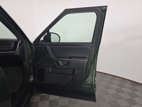Used 2024 Rivian R1S Adventure AWD/4WD image 18