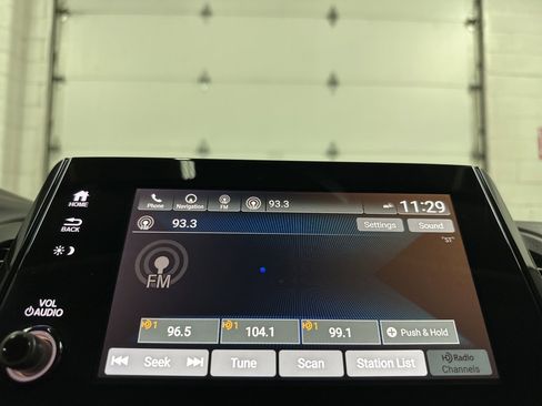 Used 2024 Honda Odyssey Touring image 30