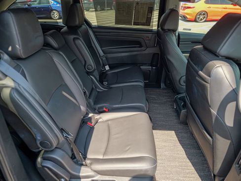 Used 2023 Honda Odyssey Touring image 32