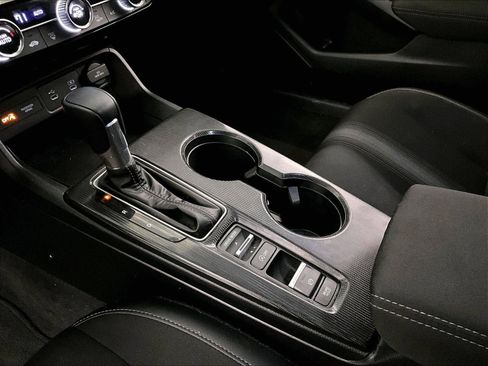 Used 2025 Honda Civic Sport image 16