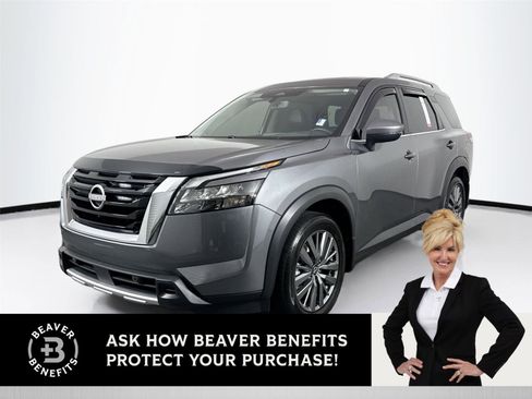 Used 2025 Nissan Pathfinder SL w/ SL Premium Package FWD image 1