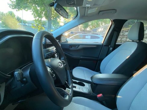 Used 2024 Ford Escape Active FWD image 6