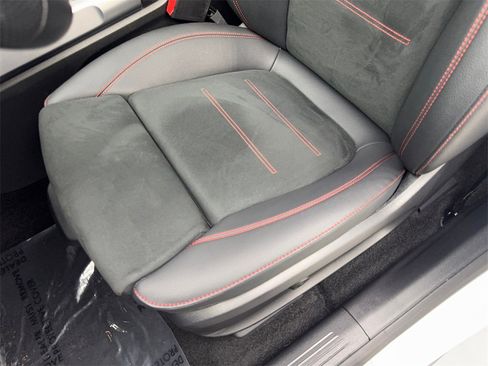 Used 2024 Mercedes-Benz EQB 250+ image 27