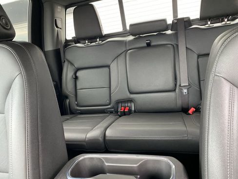Used 2024 GMC Sierra 2500 SLT w/ SLT Premium Package AWD/4WD image 26