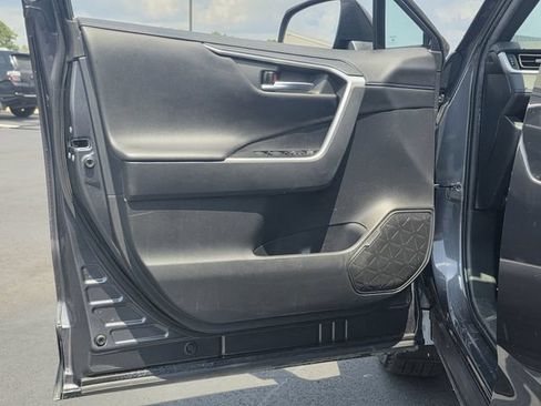 Used 2021 Toyota RAV4 XSE AWD/4WD image 15