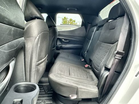 Used 2024 Hyundai Santa Cruz SEL image 4