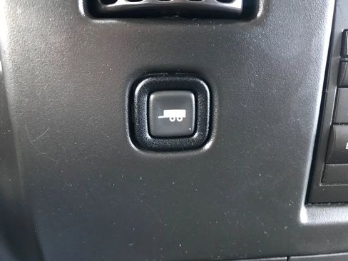 Used 2017 Chevrolet Express 3500 LT w/ LT Preferred Equipment Group image 20