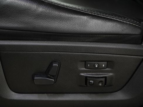 Used 2017 RAM 1500 Laramie w/ Convenience Group AWD/4WD image 25