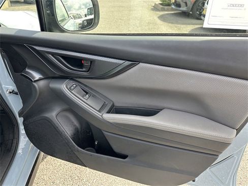 Used 2021 Subaru Crosstrek 2.5i Sport w/ Moonroof Package image 38