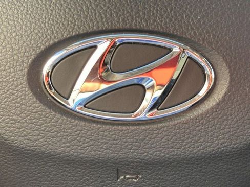 Used 2023 Hyundai Kona SEL image 30