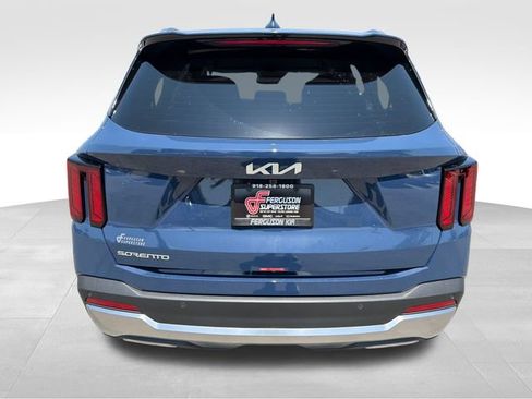 New 2026 Kia Sorento S FWD image 6